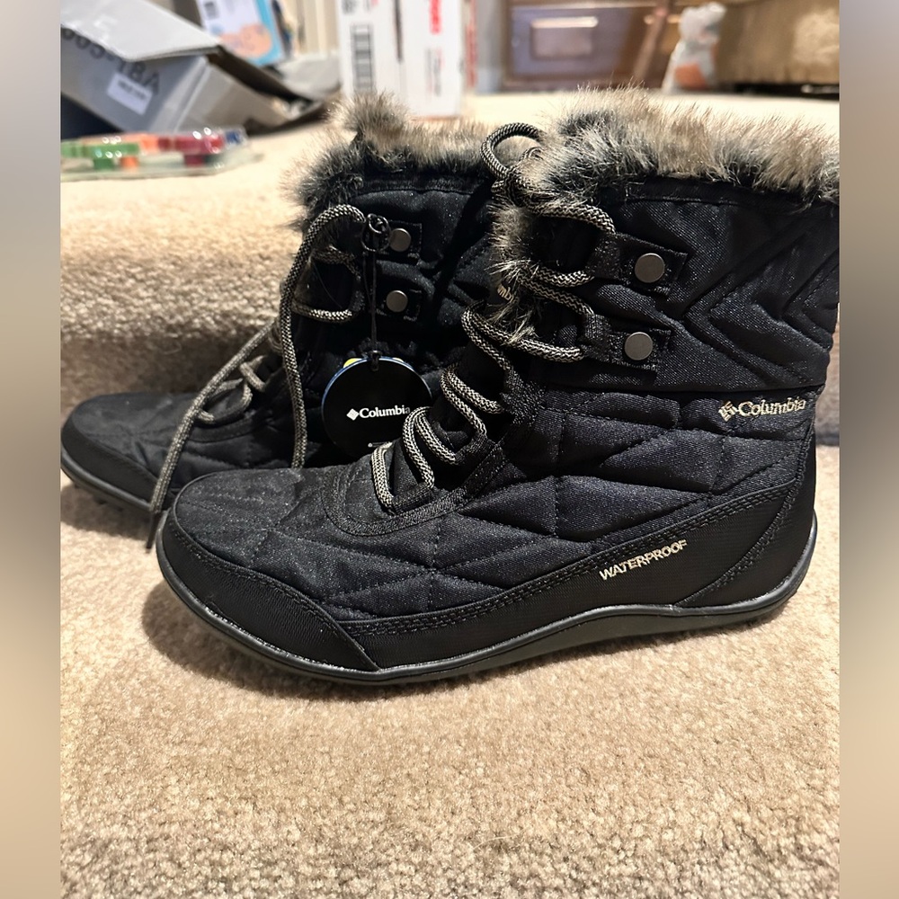 Columbia snow boots